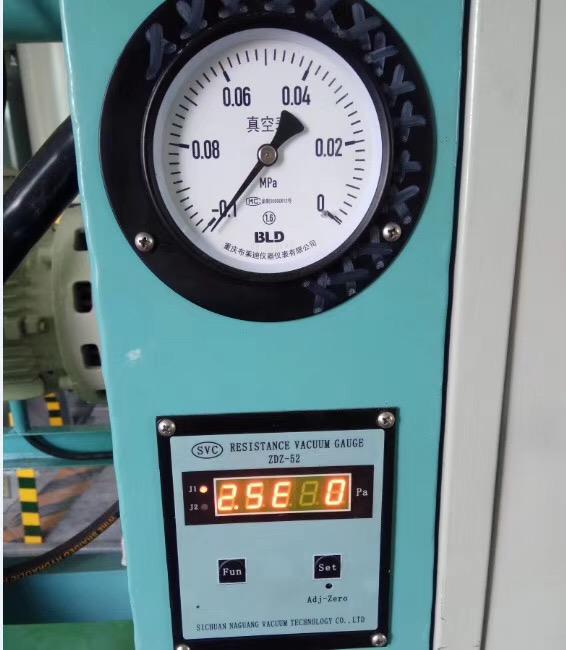 真空度.jpg 凱潛真空濾油機設備運行真空度在2.5個帕斯卡