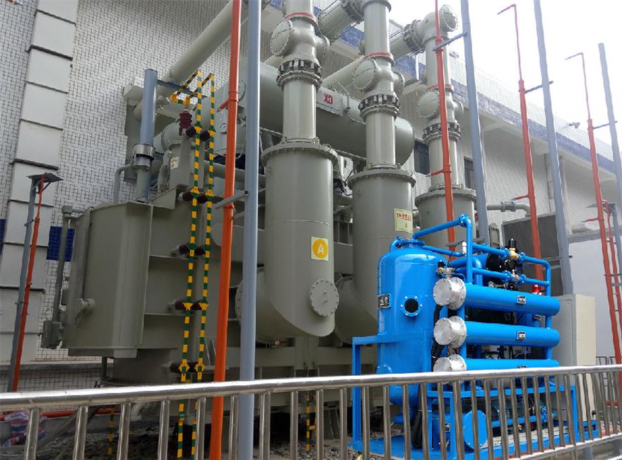 02-550KW主要變壓器現(xiàn)場(chǎng)(1).jpg 雙級(jí)真空濾油機(jī)可用在哪些地方?