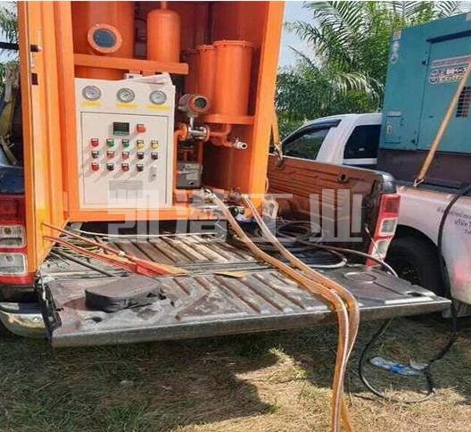 濾油機現(xiàn)場 濾油機現(xiàn)場